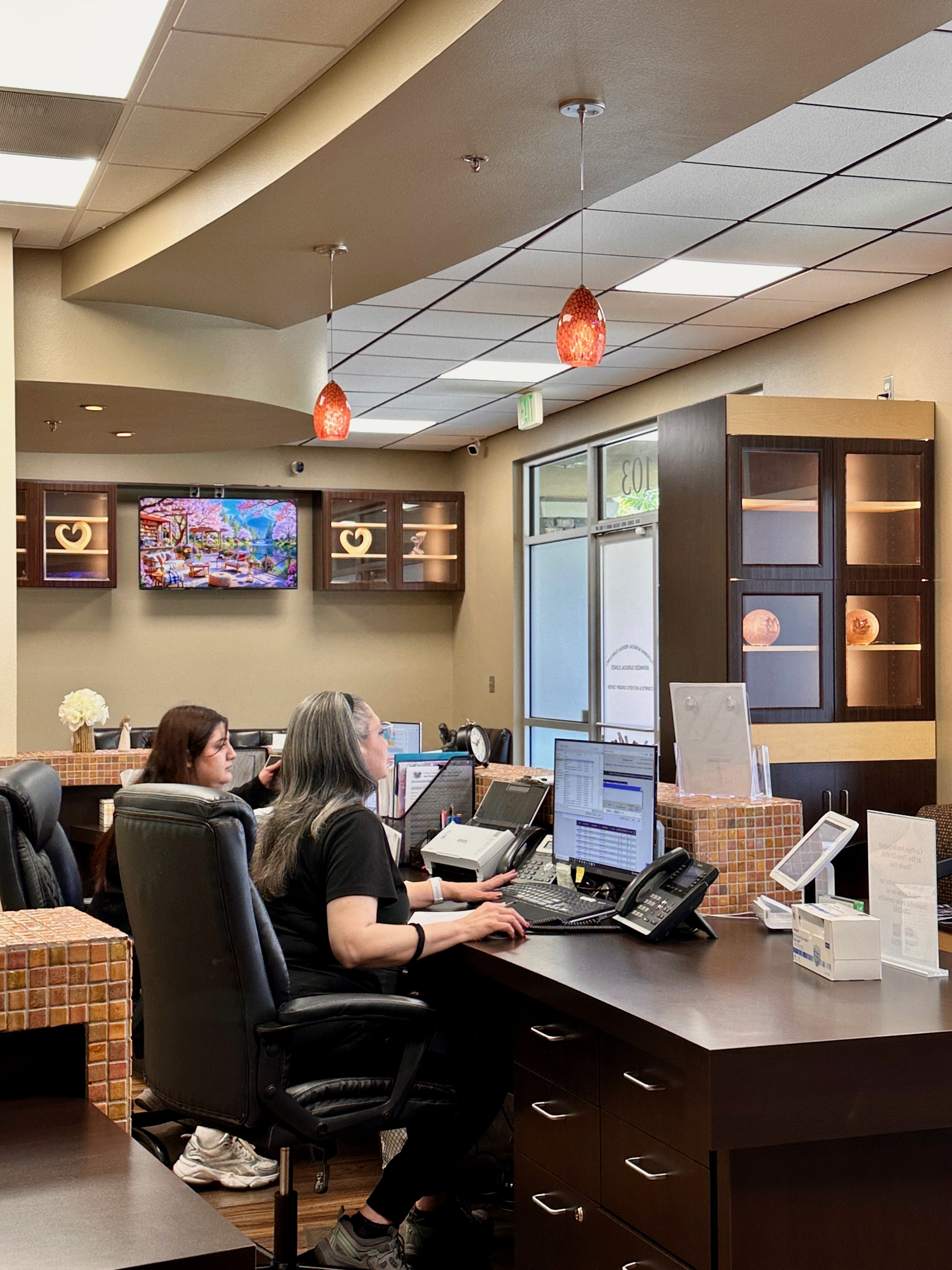 Prestige urgent care front desk and check-in area